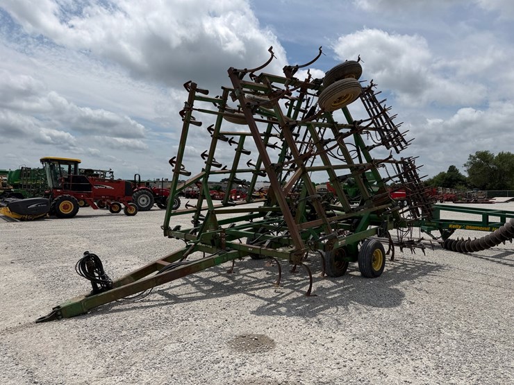 john-deere-980-image-11