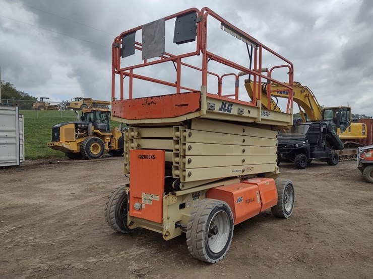 jlg-4069le-image-31