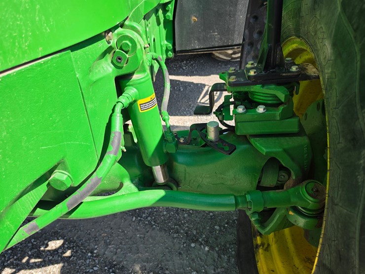 2013-john-deere-7260r-image-3