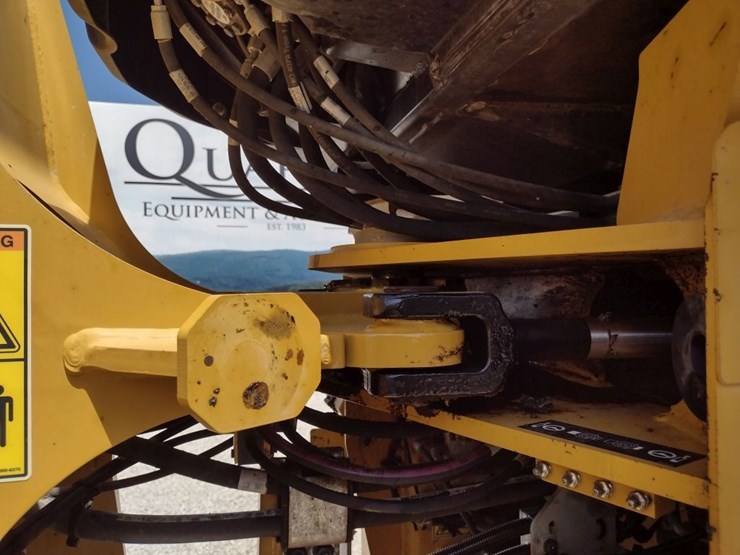 caterpillar-910m-image-22
