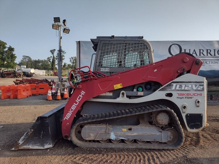 takeuchi-tl12v2-image-1