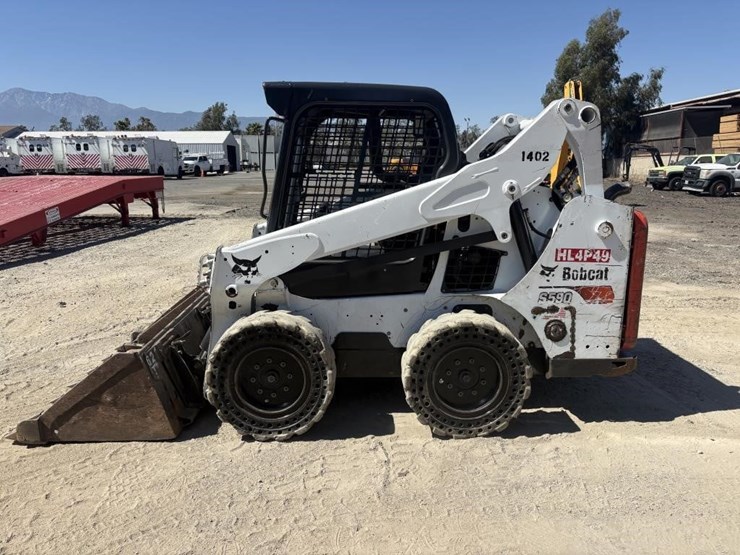 2017-bobcat-s590-image-1
