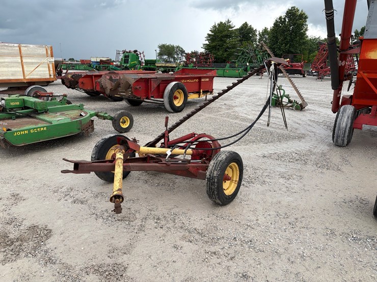 new-holland-455-image-1