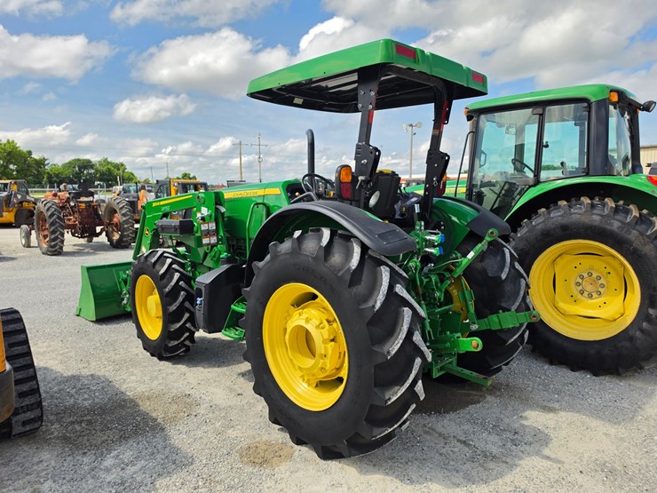 2022-john-deere-5090e-image-15