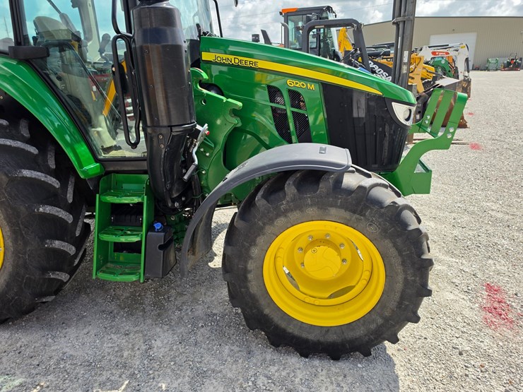 2022-john-deere-6120m-image-18