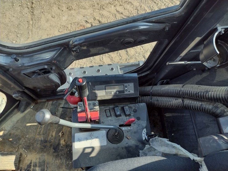 hitachi-zw80-5b-image-9