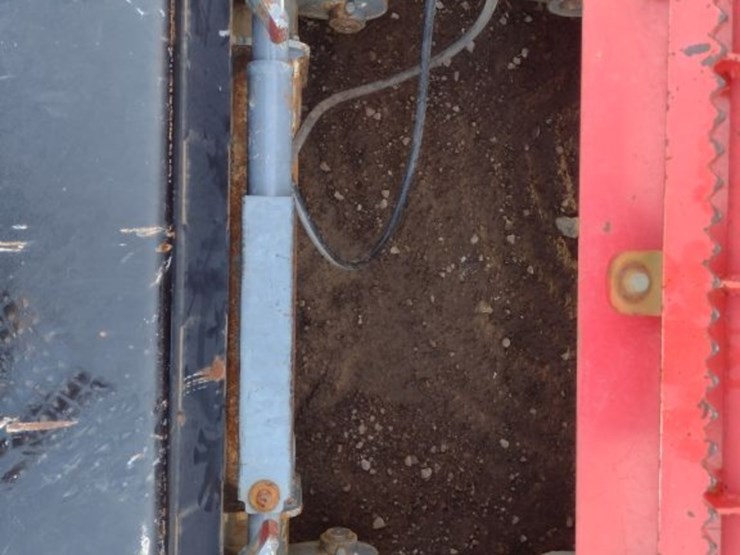 takeuchi-tl12v2-image-22