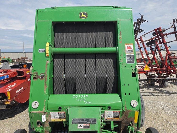 2012-john-deere-468-image-3