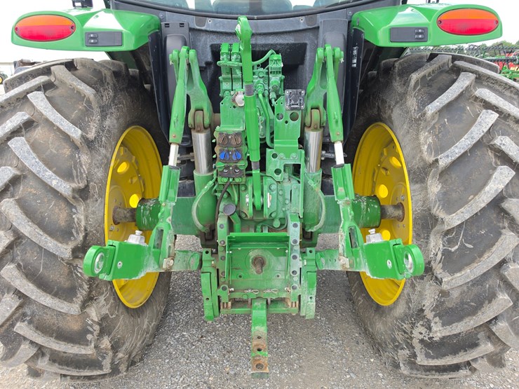 2024-john-deere-6r-155-image-14