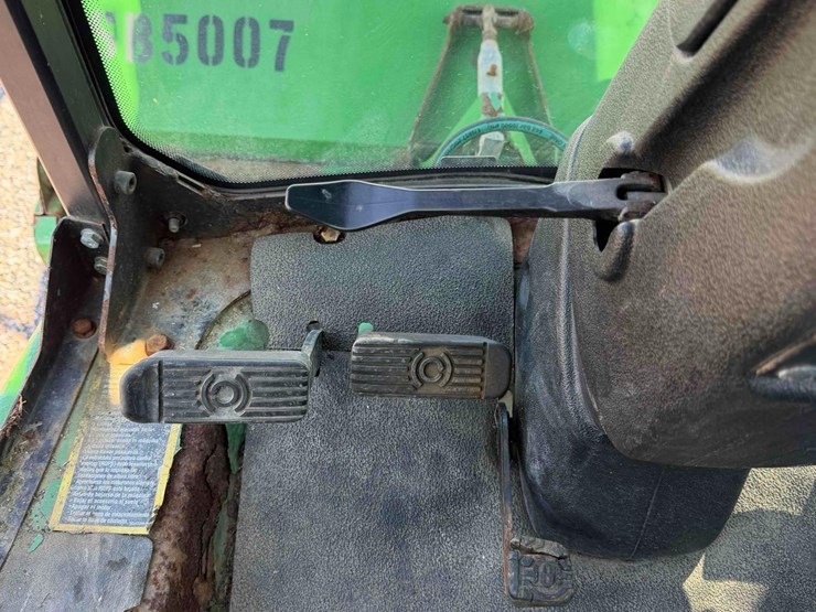 john-deere-1445-image-23
