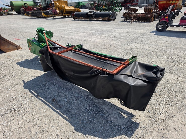 2020-john-deere-r240-image-6