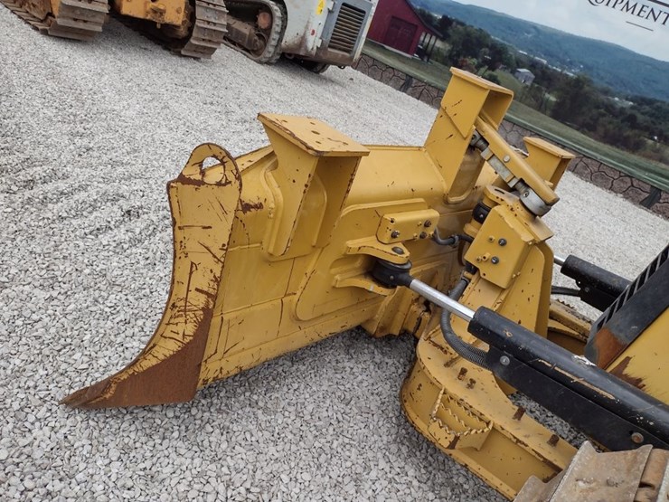 caterpillar-d1-image-20