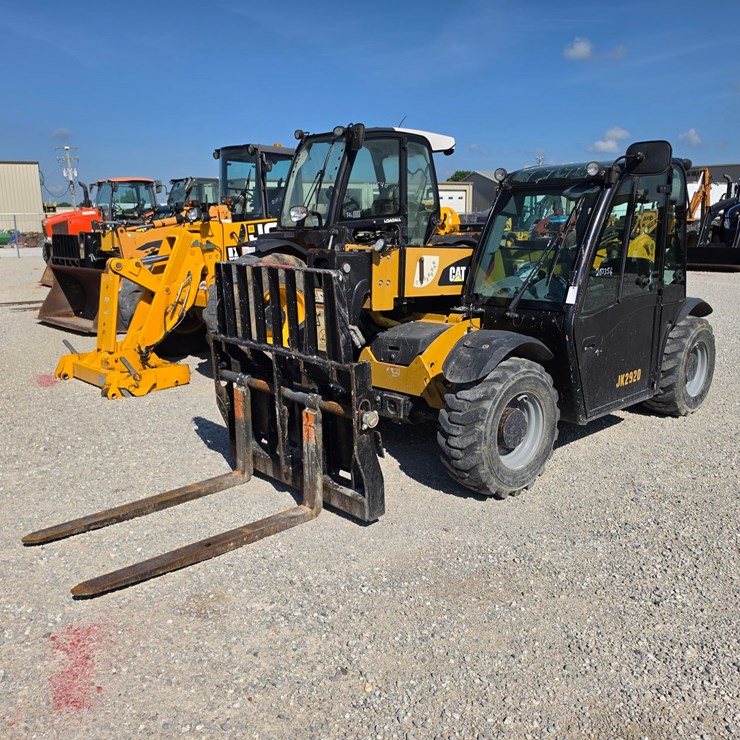 2016 CATERPILLAR TH255C