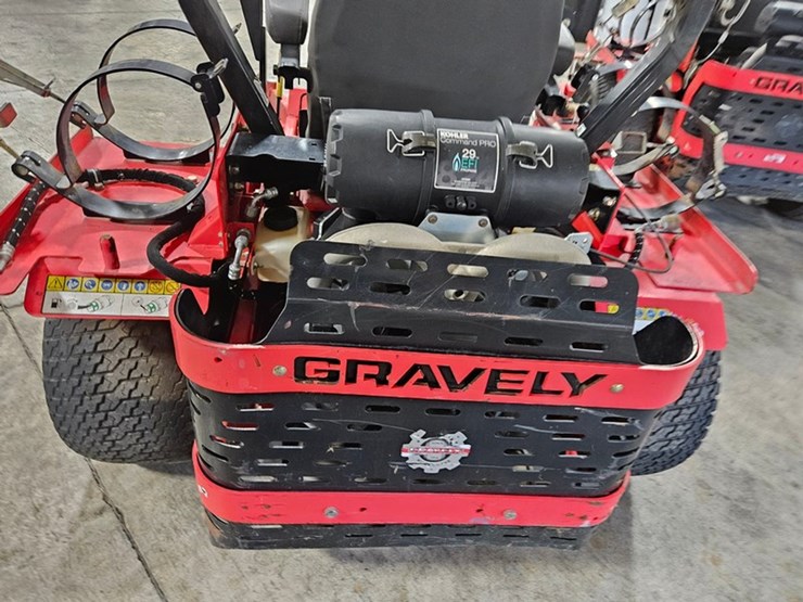gravely-proturn-460-image-19