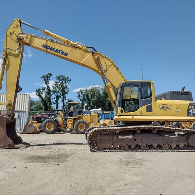 KOMATSU PC450 LC-8