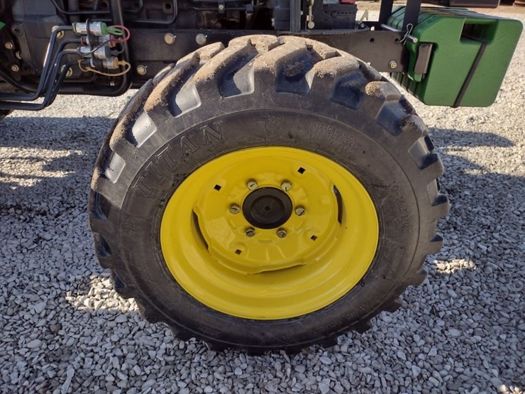 john-deere-4320-image-28