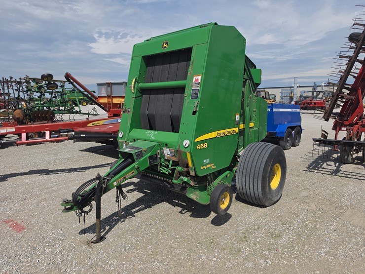 2012-john-deere-468-image-1