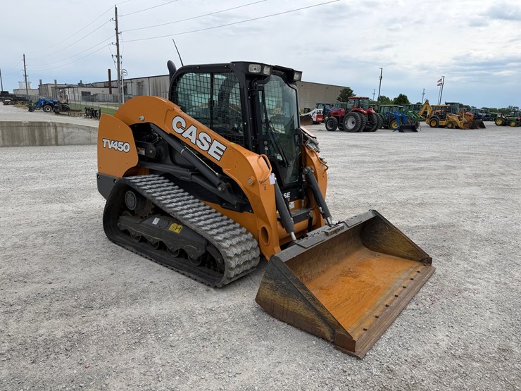 2019-case-tv450-image-24