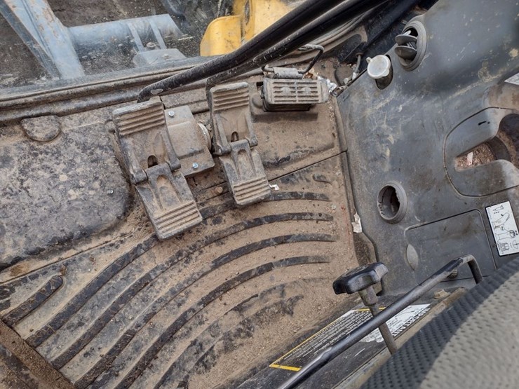 deere-50g-image-11