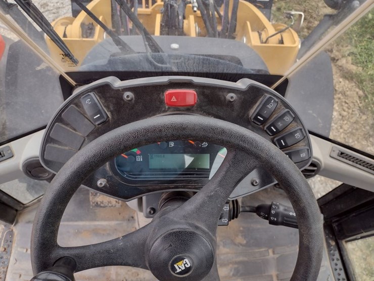 caterpillar-910m-image-8
