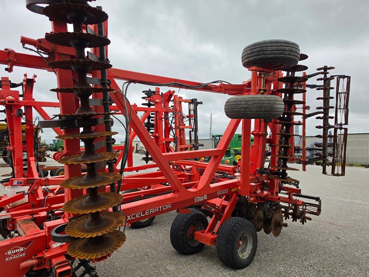 2015-kuhn-krause-8000-40-image-6