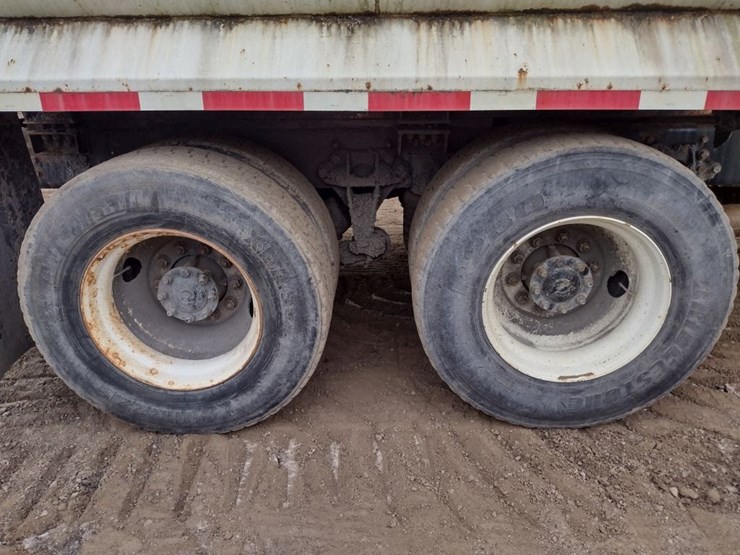 international-durastar-4400-image-26