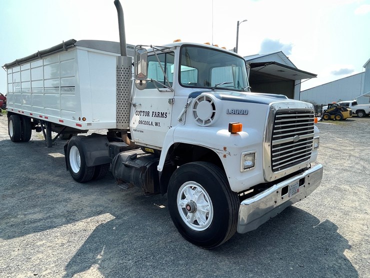 1988-ford-l8000-image-3