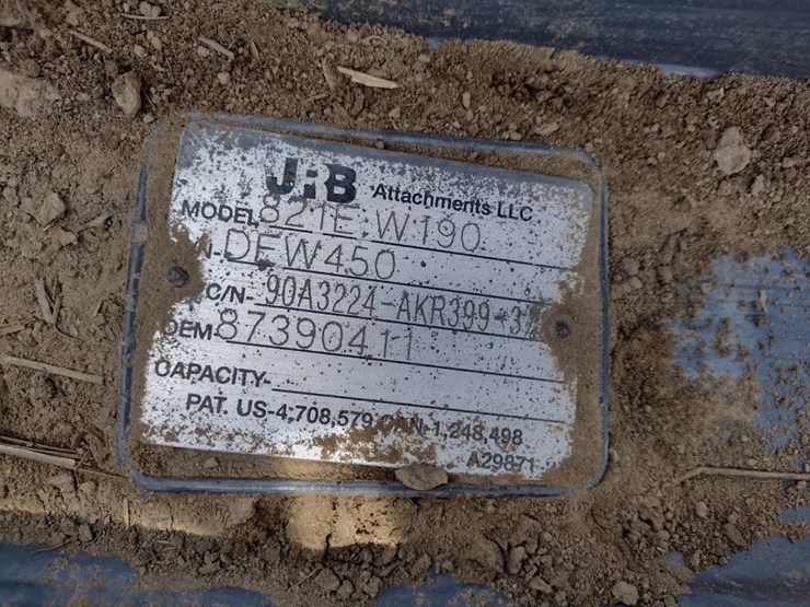 case-821e-image-4