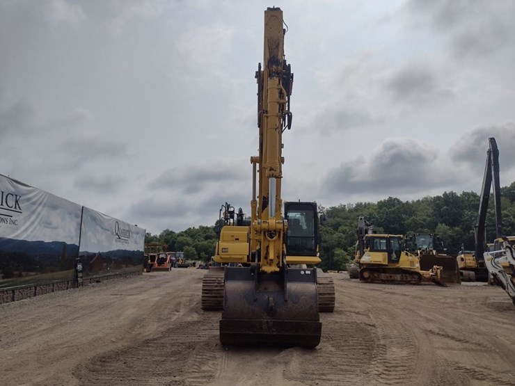 komatsu-pc360-lci-11-image-2