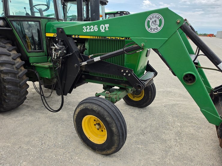 1981-john-deere-4440-image-22