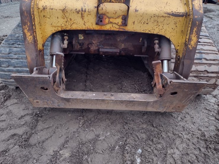 caterpillar-277b-image-19