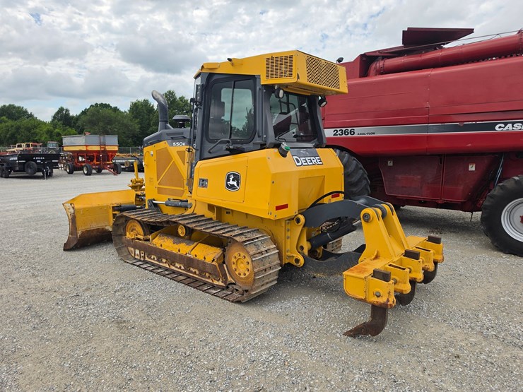 2016-deere-550k-xlt-image-17