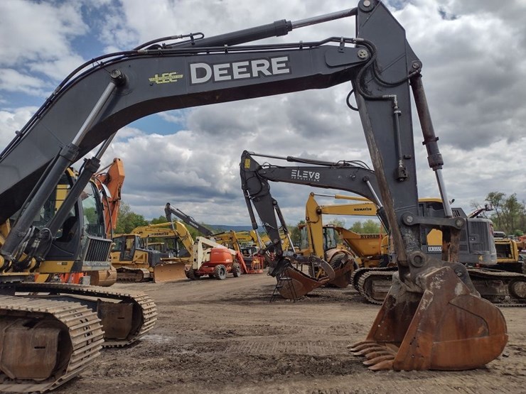 deere-350g-lc-image-27