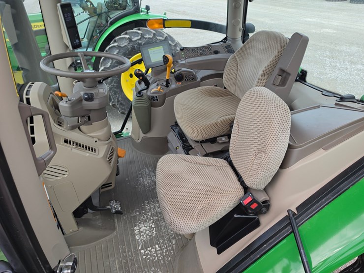 2023-john-deere-6r-145-image-6