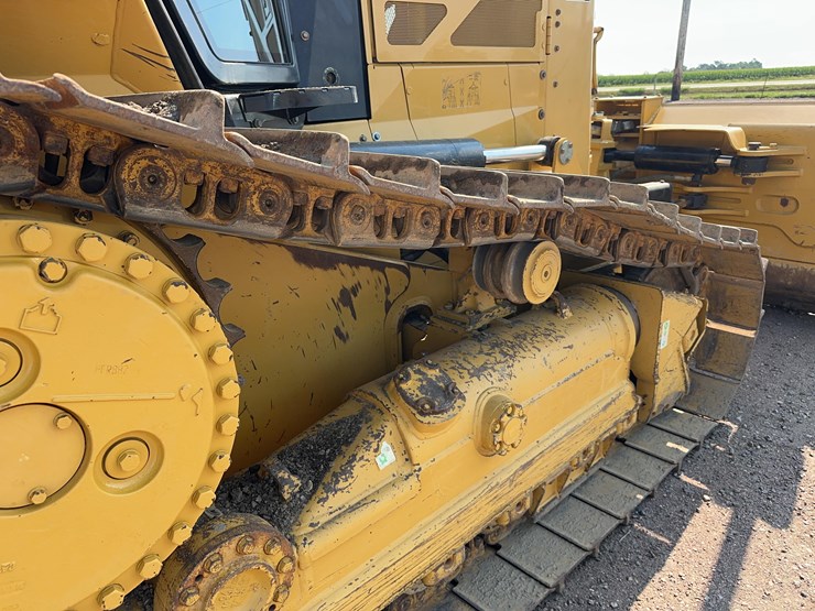 2015-caterpillar-d6n-xl-image-18