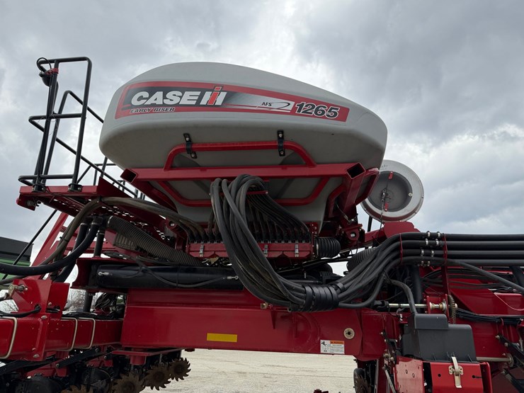 2013-case-ih-1265-image-9