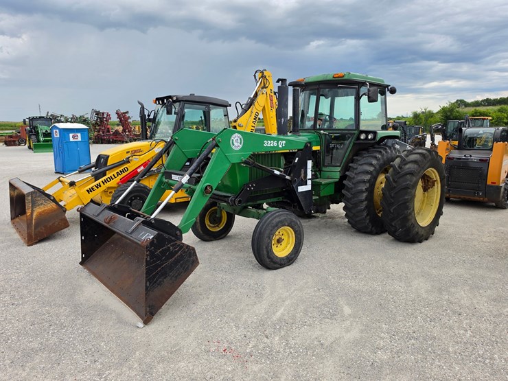 1981-john-deere-4440-image-1