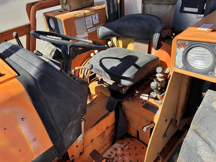 case-ih-4240-image-18