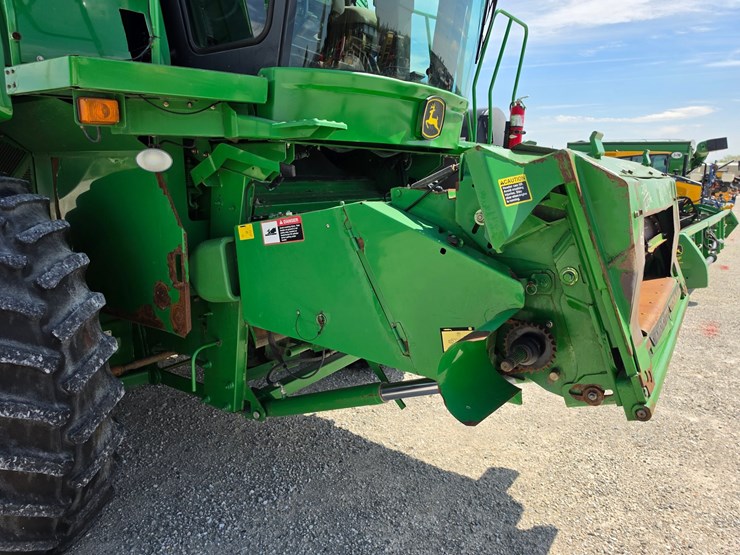 2005-john-deere-9860-sts-image-26
