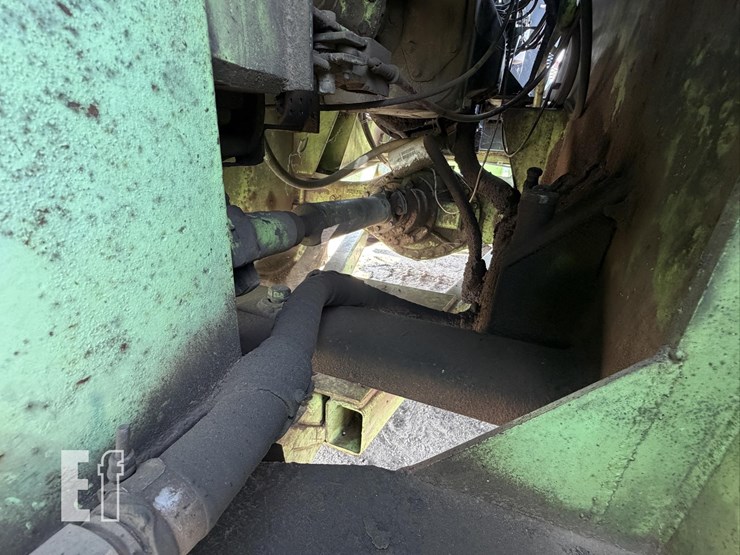 steiger-bearcat-iii-st225-image-22