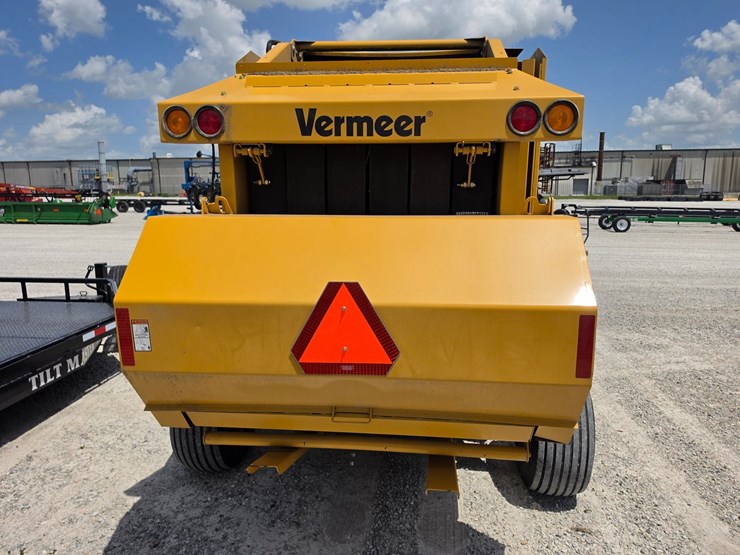 2019-vermeer-504r-image-8