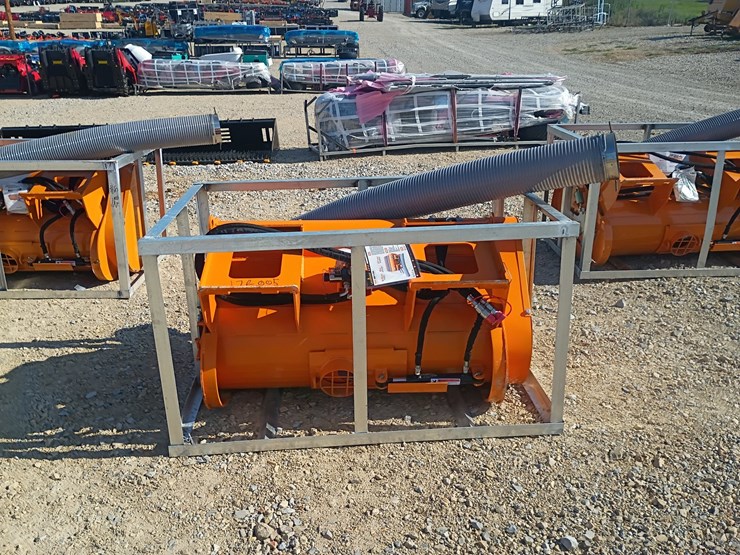 #l76-005-•-landhonor-concrete-mixer-skid-steer-attachment-image-5