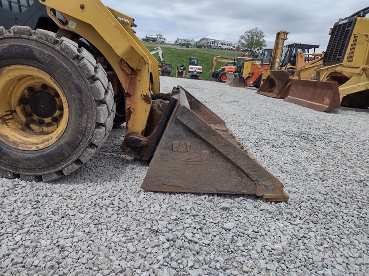caterpillar-262d-image-22