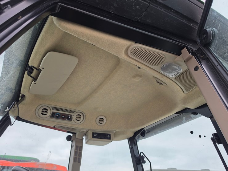 2023-john-deere-5100e-image-9