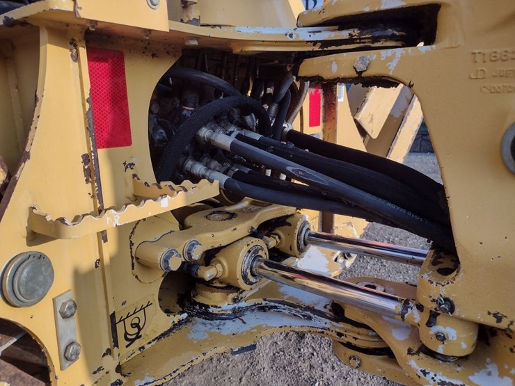 john-deere-110-image-37
