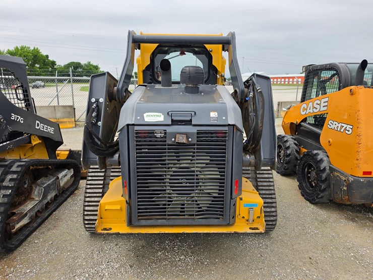 2018-deere-333g-image-17