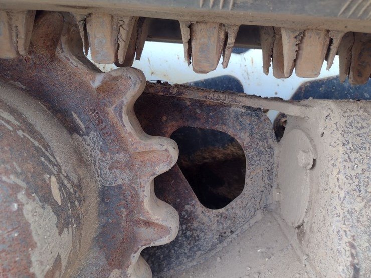 bobcat-t180-image-25