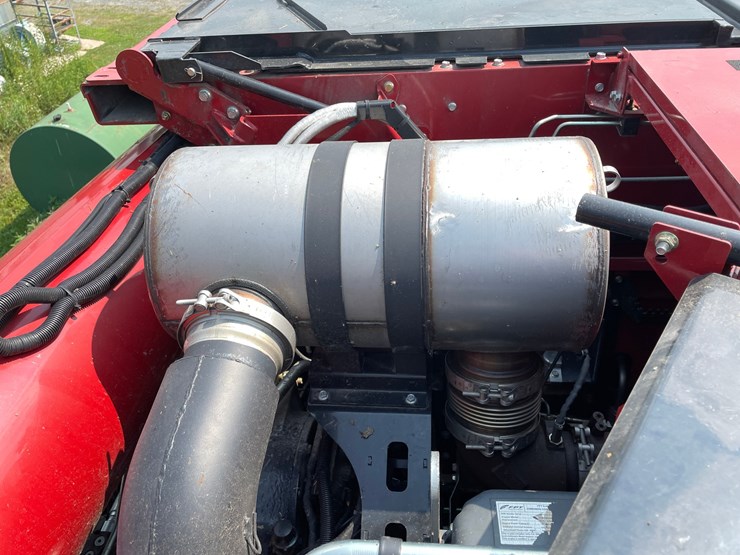 2018-case-ih-7240-image-101