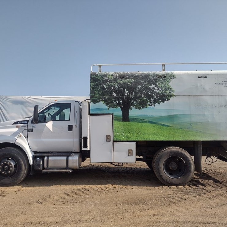 FORD F750