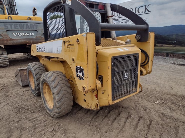 john-deere-317-image-26